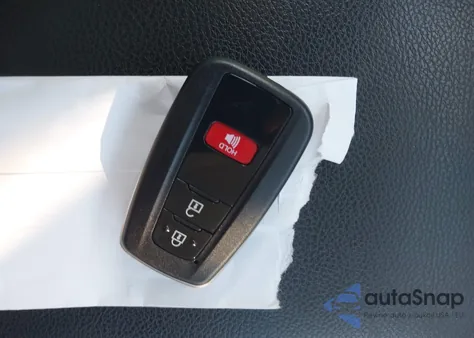 2019 Toyota Rav4 Xle Premium from USA, damaged, VIN 2T3A1RFV2KC013941